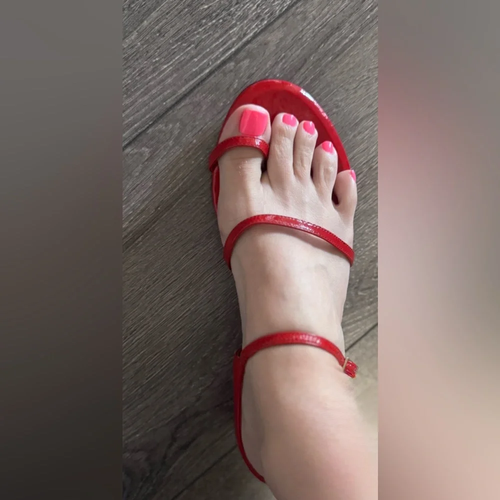 NEW Tamara Mellon $695 Leather Red Strappy Sandals Size 37